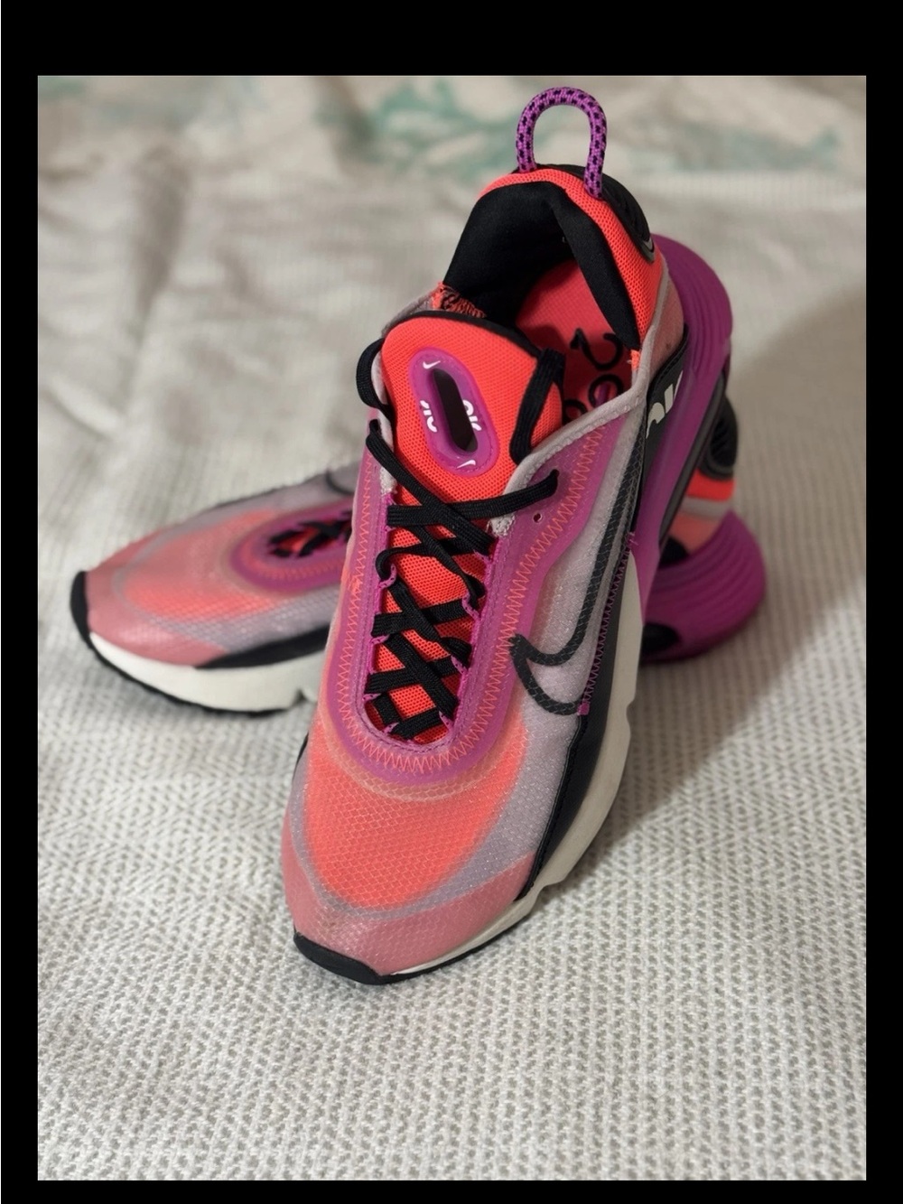 Nike Women's Neon Pink and Purple Low-Top Sneakers